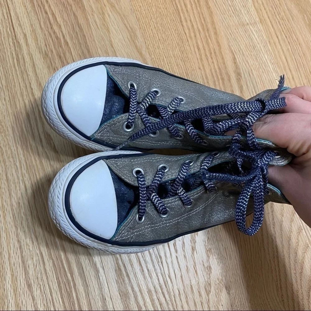 Converse Silver High Top Sneakers Sz 1.5 Kids Youth Shoes